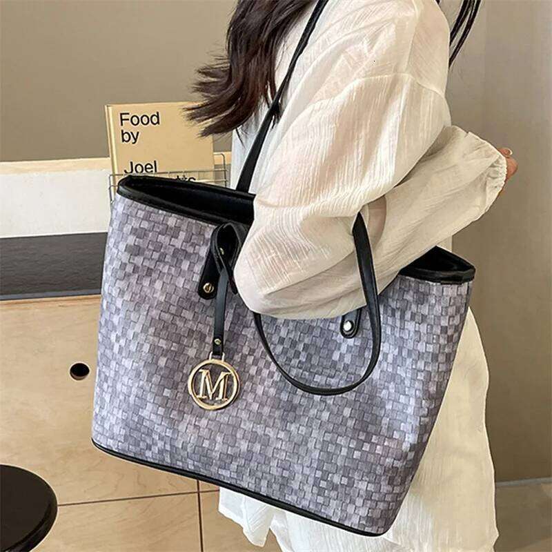 Women Shoulder Bag, Large Capacity Letters Handbag Soft Tote Bag for Casual Daily Z260224