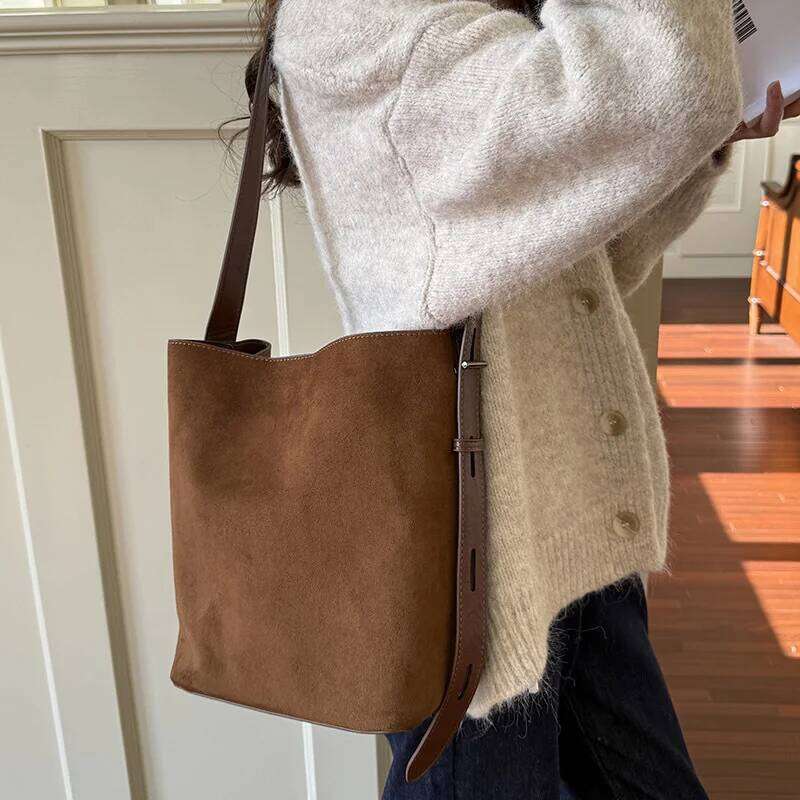 Fashion niche INS suede retro leopard print bucket versatile single shoulder crossbody women's tote bun mother bag Z260224