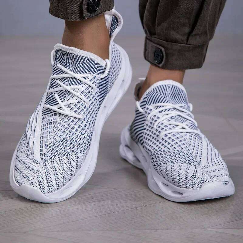 MAEDEF Running Breathable Mesh Lightweight Non Slip Sneakers for Men Walking Gym Athletic Shoes Casual Footwear