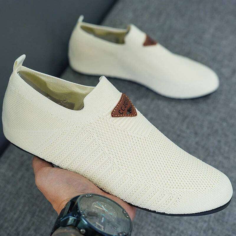 MAEDEF Men's Breathable Thin Bottom Light Driving Loafers Casual Socks Men Slippers Comfortable Walking Mens Shoes