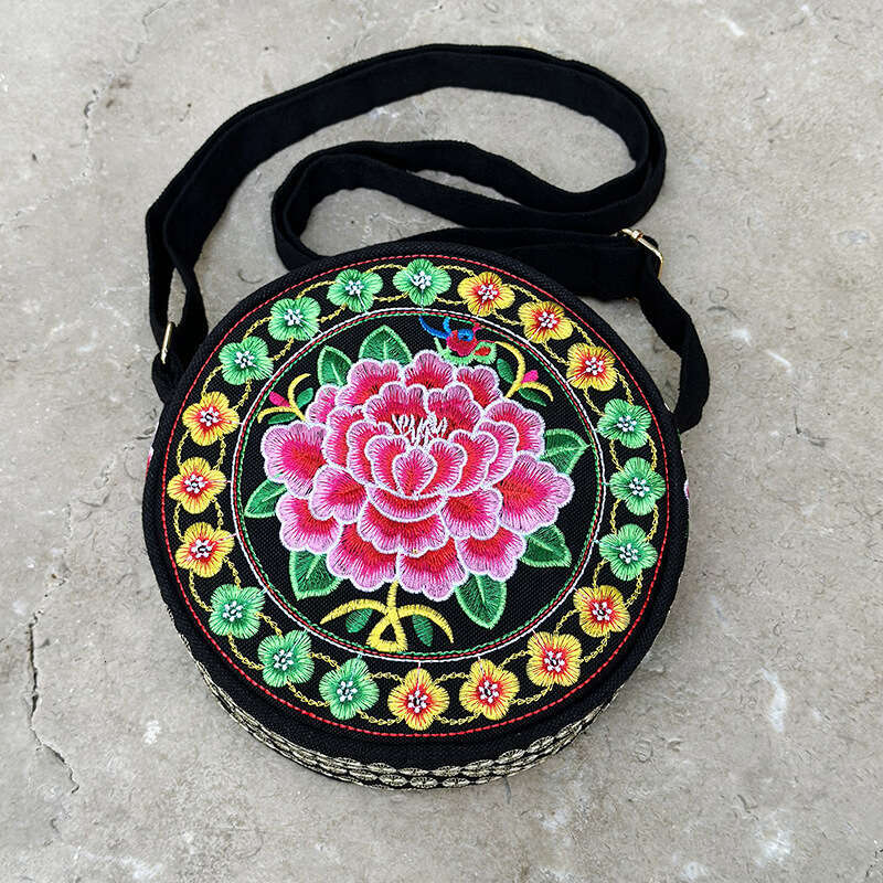 Ladies Foreign Trade Small Hanfu Embroidered Crossbody Bag, Ethnic Style Round Mobile Phone Coin Purse Key Bag Evergwish