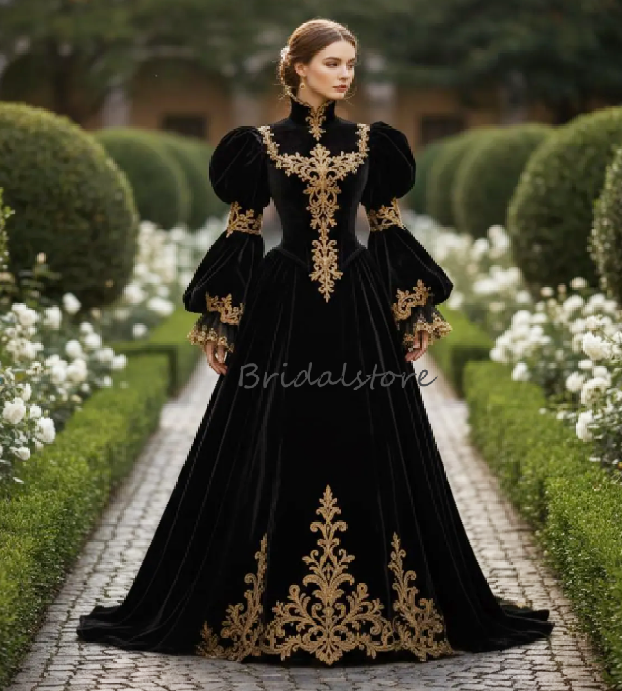 Fantasy Black 16th Century Celtic Evening Dress 2026 Bustle Renaissance Velvet Prom Dress Gold Lace Masquerade Costume Formal Party Bespoke Occasion D