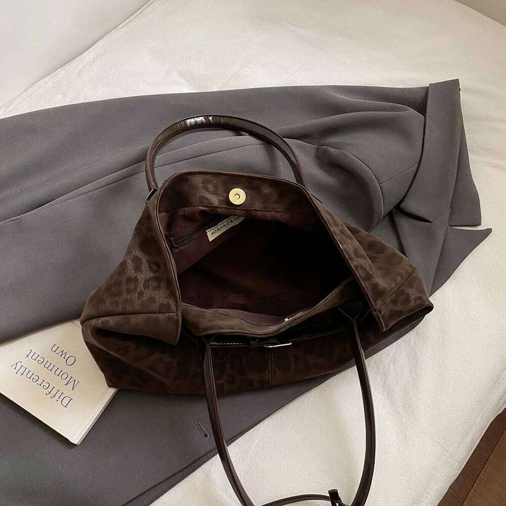 LEFTSIDE Leopard PU Leather Shoulder Bags for Women 2025 Luxury Brand Trend Tote Bag Females Short Handle Handbags Z260224