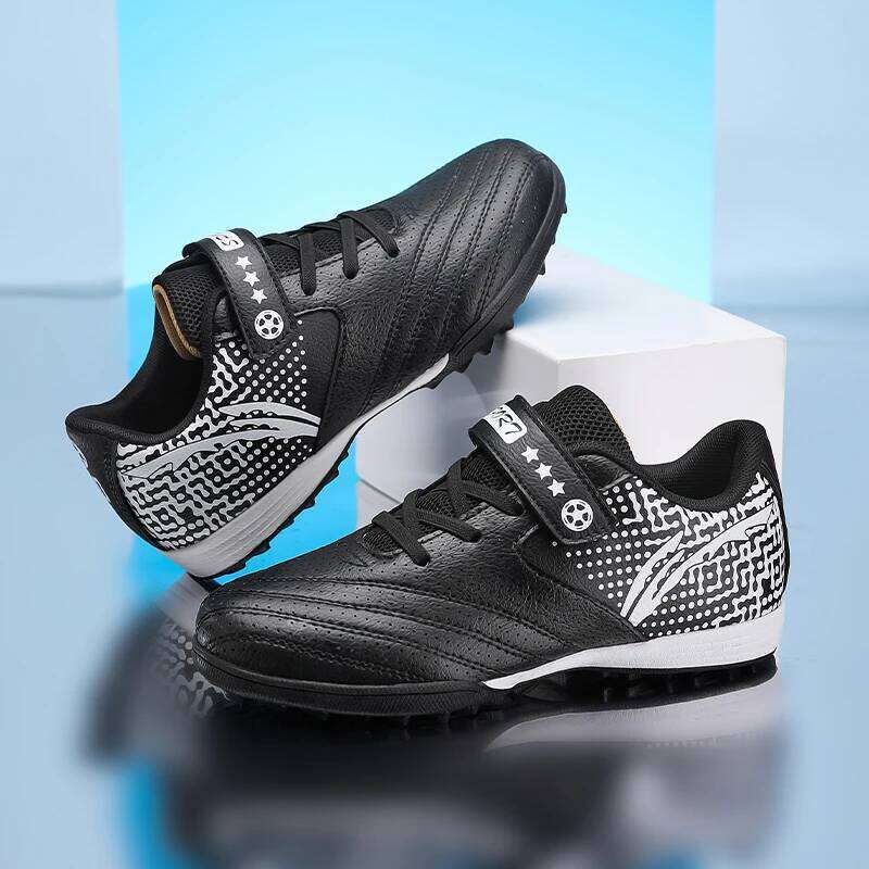 Children's cleat soccer shoes suitable for boys and girls, leather upper, waterproof, rubber non-slip sole, lightweight, Velcro 26W0224