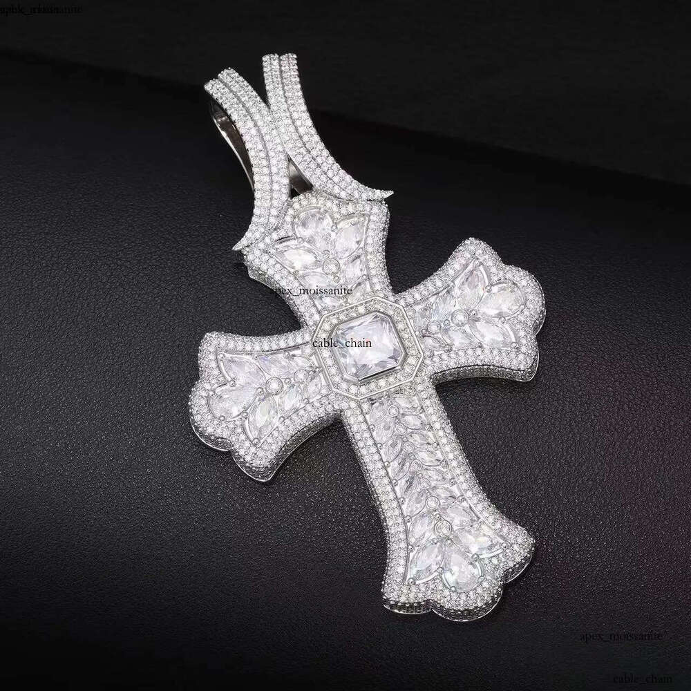 Designer Jewelry S Sier Mosonite Necklace Cross Pendant Cuban Link Chain with Seconds Over Tester Iced Out Vvs Moissanite Dia f4