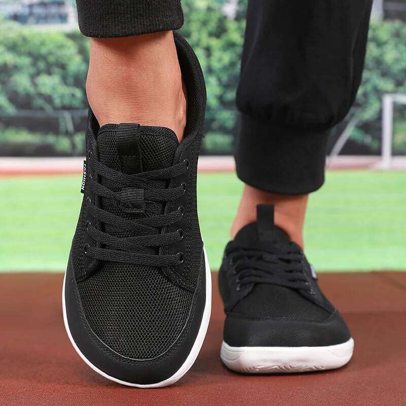 Wide Toe Men's Retro Casual Breathable Mesh Solid Color Walking Anti Collision Big Head Lightweight Sports Shoes