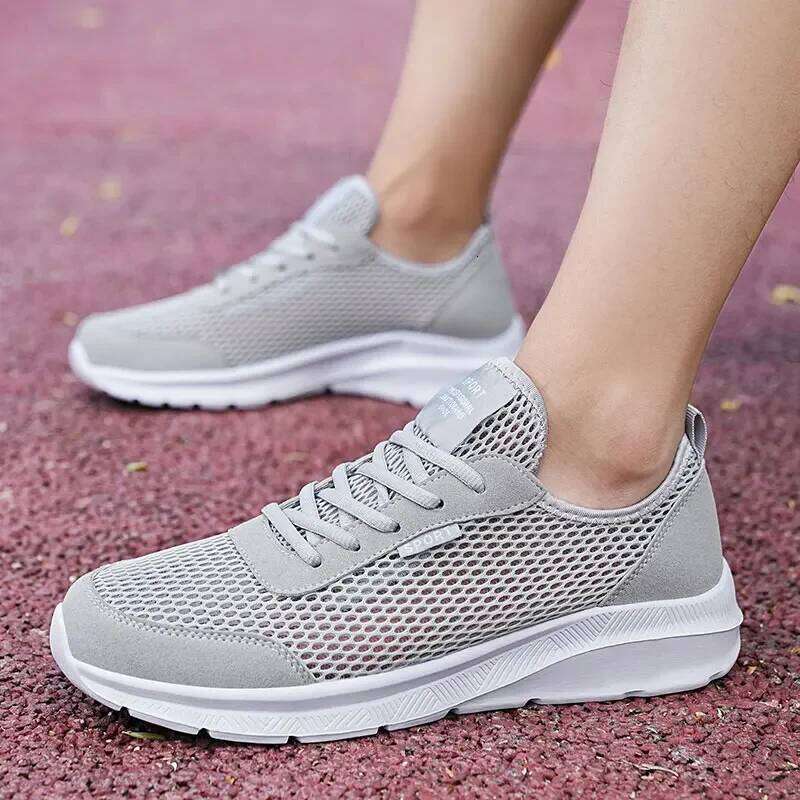 MAEDEF Men Outdoor Running High Qulity Flat Wear Resistant Walking Breathable Summer Shoes for Male Sports Sneakers