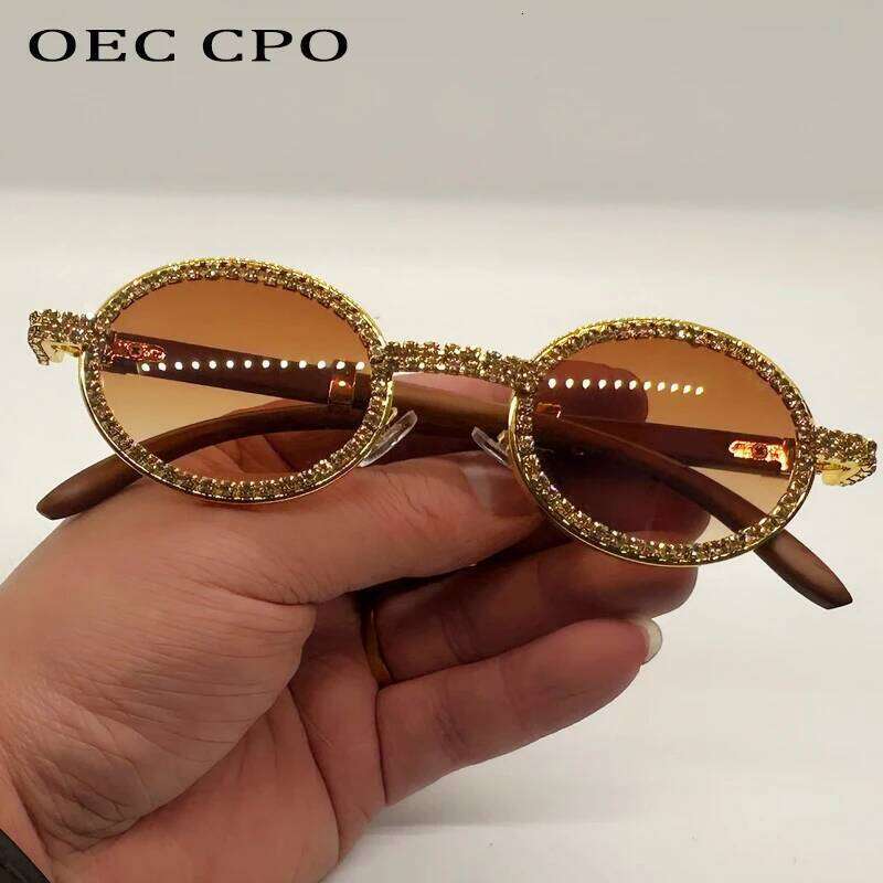 Diamond Luxury Metal Sunglasses UV400 Fashion Rhinestone Oval Eyewear Shades for Women Stylish Designer Brand Female Sun Glasses 26W0224