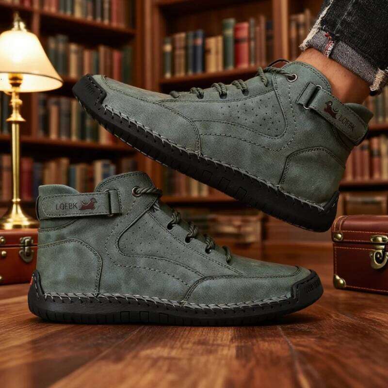 Men's High Top Handmade Sewn Buckle Casual Shoes Comfortable Fashionable Daily Walking Outdoor Adventure Boots