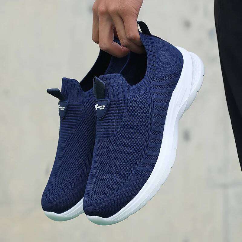 Summer Mens Walking Lightweight Breathe Casual Mesh Running Shoes New Outdoor Tennis Sneakers Comfort Gym Workout Trainers 26W0224