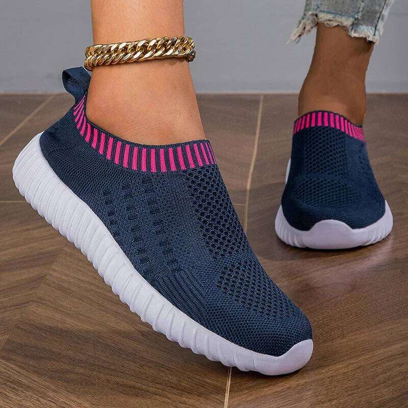 Flats Slip-on Fashion Breathable Walking Mesh Casual Sneakers Women Gym Vulcanized Tenis Shoes Female Footwear