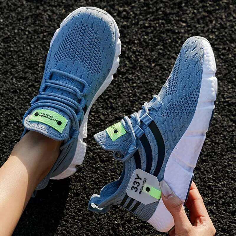 Men's High-quality Lightweight Mesh Design Breathable Comfortable Anti Slip Sole Track Field Running Lace Up Shoes