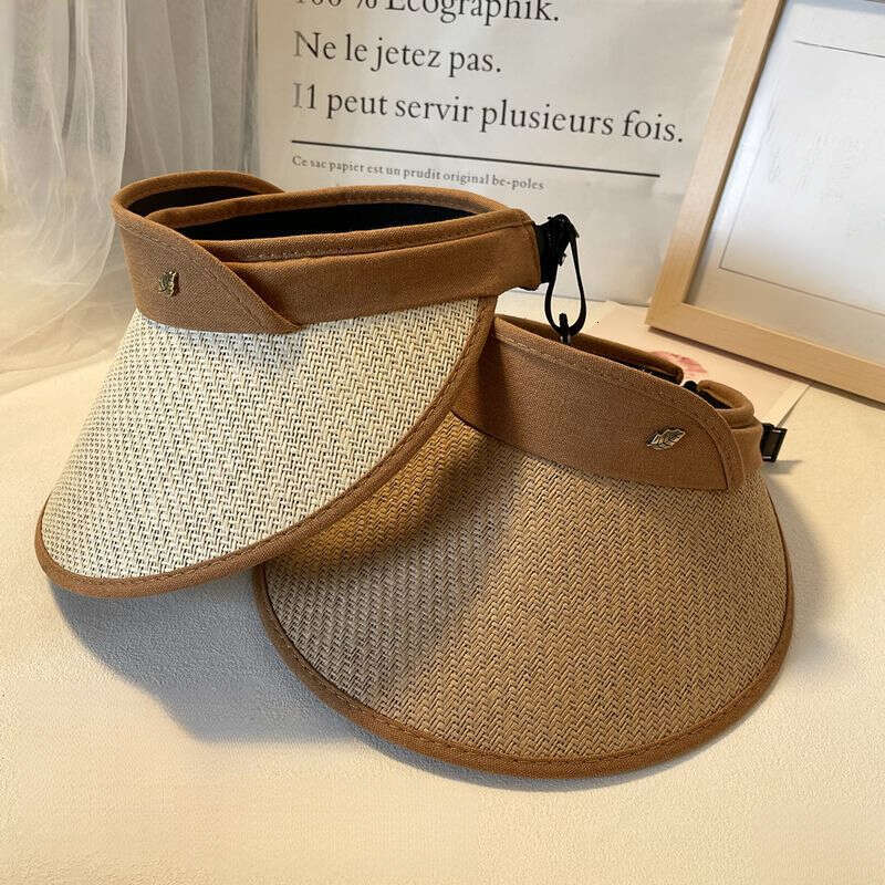 Double-layer woven straw sun hat Ultraviolet protection function A piece of accessory suitable for daily commuting and shopping