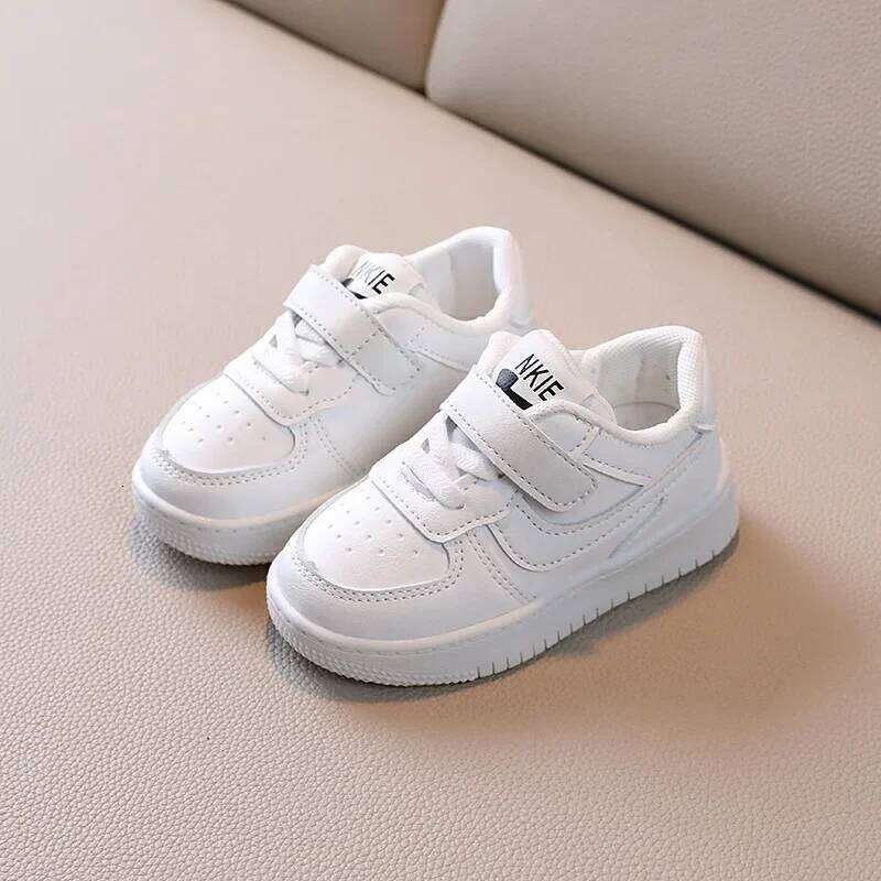 Children's Sneakers For Running Autumn Winter Outdoor Sneaker Anti-Slip Children Soft Bottom Girl Boy Sport Shoes 26W0224