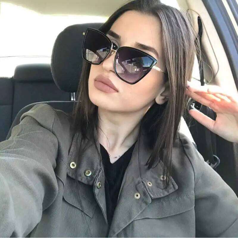 New Brand Vintage Cat Eye Sunglasses Women Retro Driving Round Metal Frame Sun Glasses For Female Mirror UV400 Eyewear 26W0224