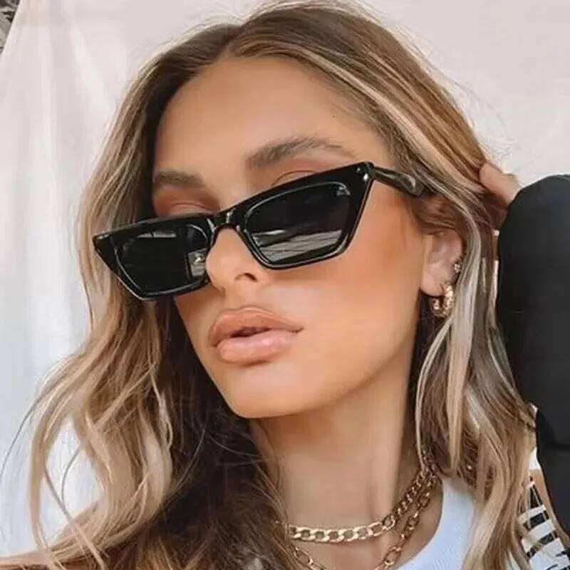 Vintage Cat Eye Sunglasses Woman Retro Shades Black Sun Glasses Female Fashion Small Frame Mirror Square Oculos De Sol 26W0224