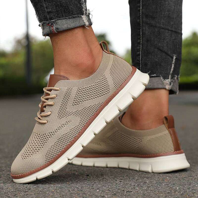 New Men Sports Knitted Mesh Breathable Trendy Appearance Flat Outdoor Versatile Street Casual Anti Slip Shoes