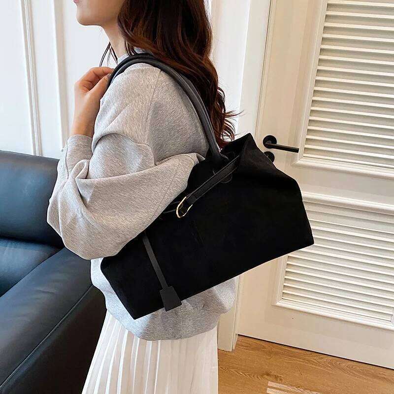 Belt Design Matte Leather Women's Tote Shoulder Bag Suede Velvet Female Underarm Bags Large Capacity Ladies Work Handbags Purse Z260224