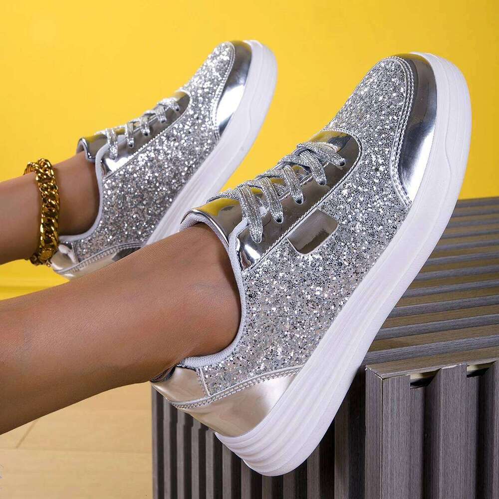 Ladies' Sports and Leisure Black Flat Student Walking Versatile Fashionable Non Slip Girls' Lightweight Tennis Shoes 26W0224