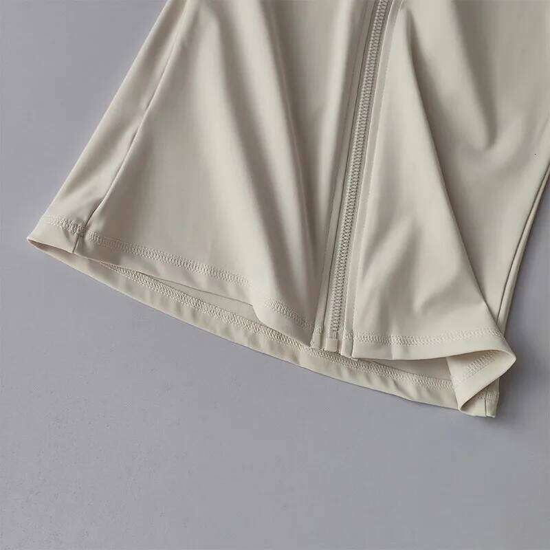 Women's High-End Yoga Fitness Suit Standing Collar Long-Sleeved Sports for Active Wear And Exercise 26Y0224