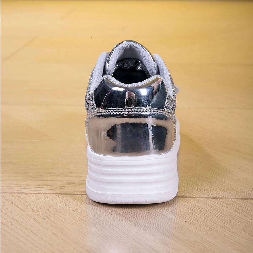 Ladies' Sports and Leisure Black Flat Student Walking Versatile Fashionable Non Slip Girls' Lightweight Tennis Shoes 26W0224