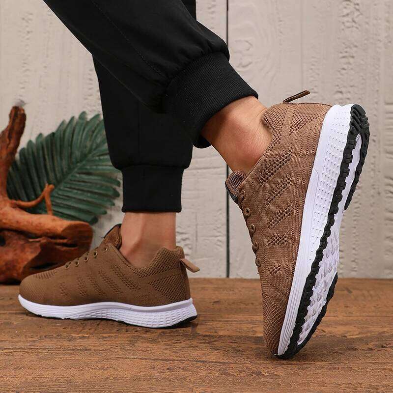 Minimalist Men's Vulcanized Luxurious Design Breathable Comfortable Anti Slip Sole New Versatile Sports Shoes for Couples