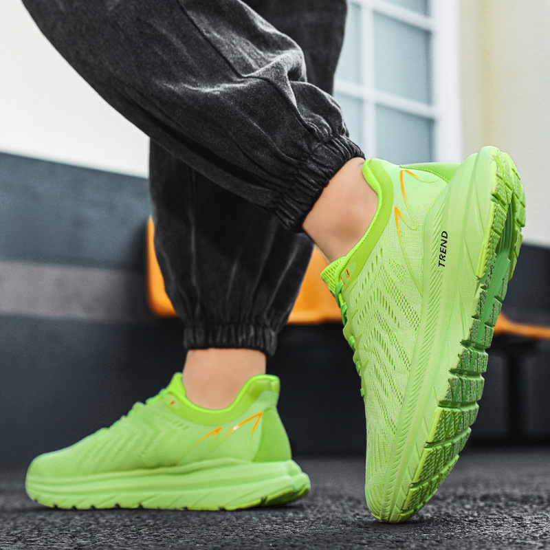 Free Shipping 2026 New Fashion Running Shoes Large Size Lightweight Breathable Mesh Sneakers Designer Shoes for Men and Women