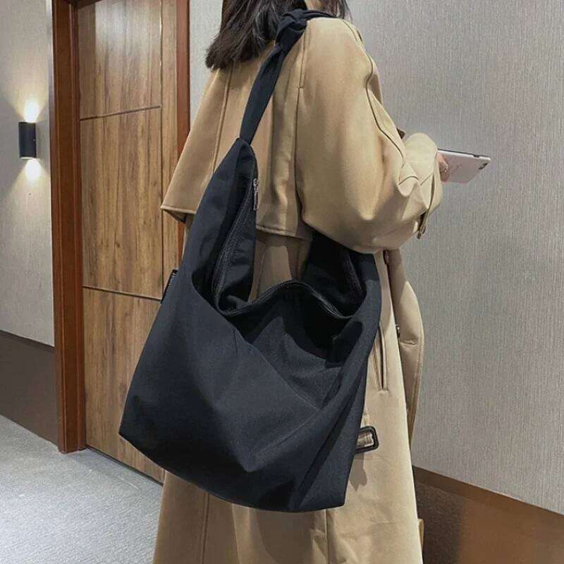 2024 New Canvas Totes Bags Casual Wild Ladies Handbags Solid Color Shoulder Women Simple Female Messenger Bag Purses Z260224