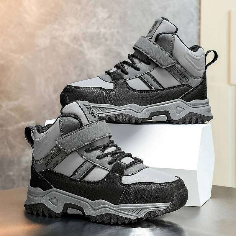 Children's Casual Sneakers Outdoor Sports Kids Hiking Leather Waterproof Climbing Boys/Girls Non-slip Trekking Shoes 26W0224