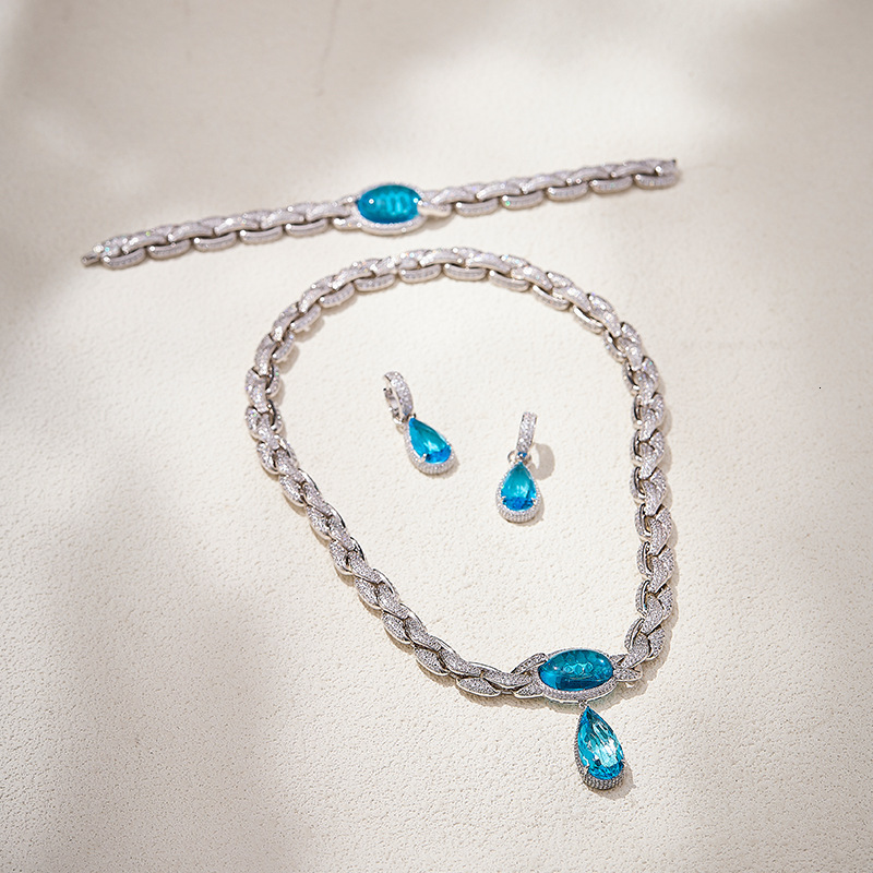 Necklace Sea Blue Water Drop Necklace, Gold-Plated Heavy-Duty Cuban Cha, Luxurious Texture Necklace, Women's Eveng Wear Necklace