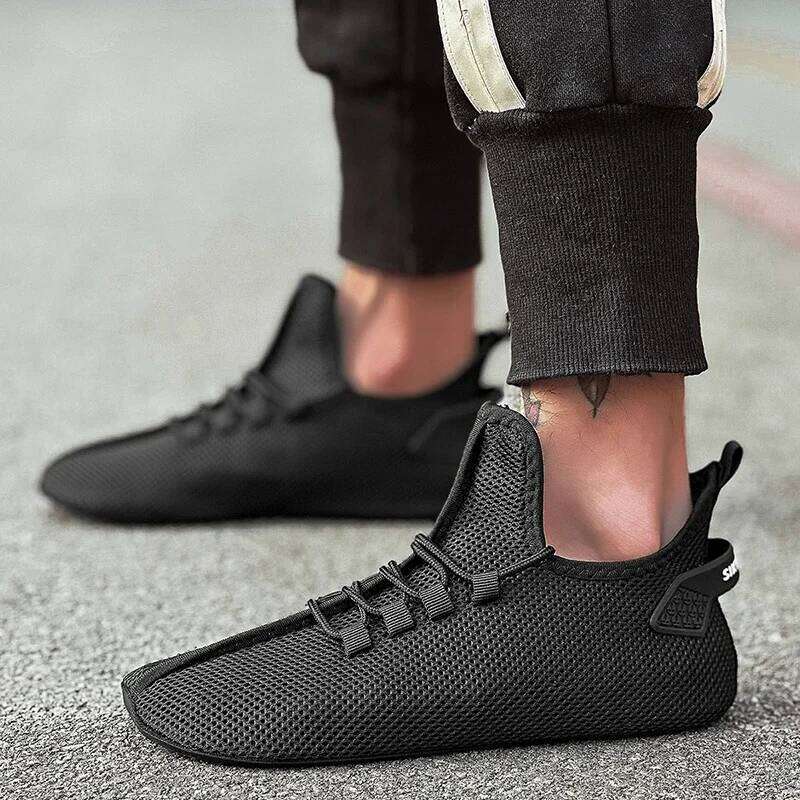 MAEDEF Men's Fashion Socks Running Casual Soft Comfortable Outdoor Walking Shoes Plus Size Sneakers Men