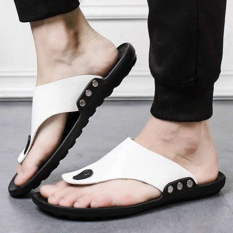 MAEDEF Men's Beach Sandals Slippers Fashionable Shoes Non Slip Flats Slides Sandal for Men PU Slipper Male Outdoor Flip Flops