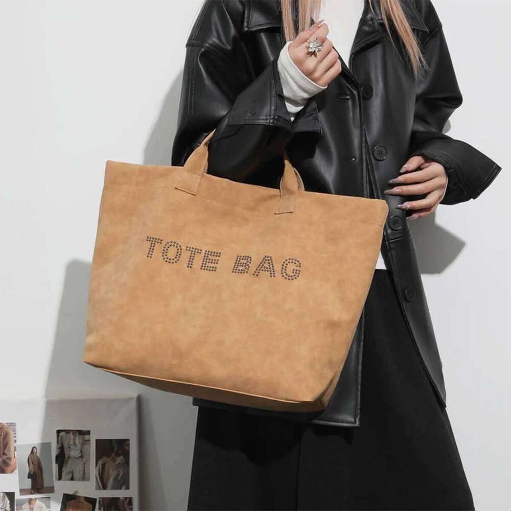 Luxury Velvet Tote Bag for Women Rhinestone Logo Embroidery Lightweight Large Capacity PU Water Resistant Comfort Handle Z260224