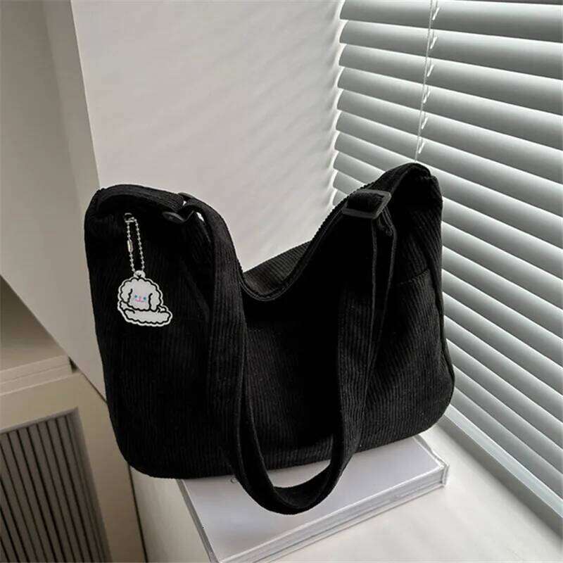 Fashionable Literary Trend Single Cross Body Bags, Student Casual Version Simple Dumpling Shoulder Bag, Suitable for Daily Use Z260224