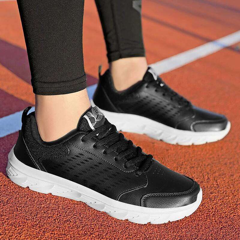 MAEDEF Running Man Sports Anti Slip Men's Sneakers Lightweight Vulcanized Casual Skateboard Men Shoes