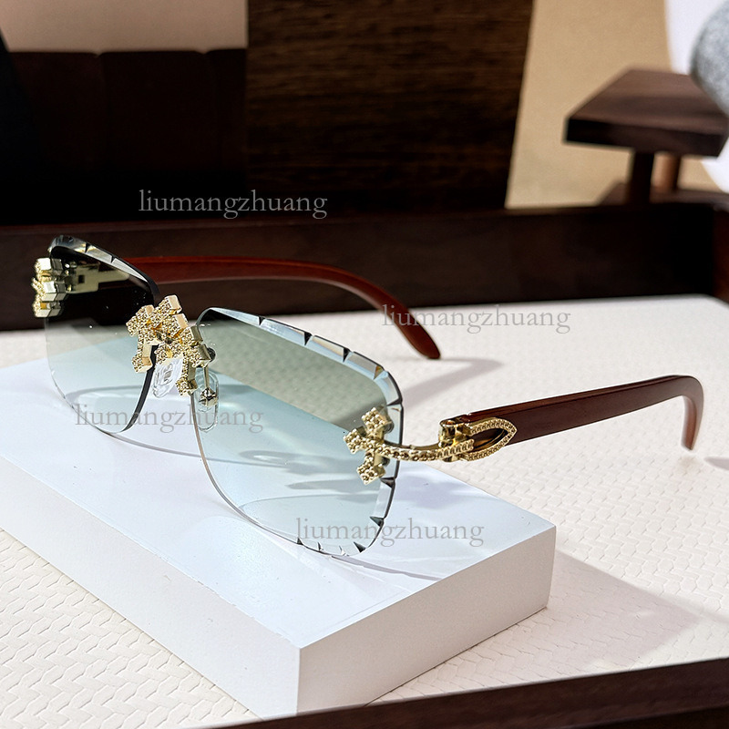 2026 New Luxury Designer Men's Sunglasses Fashion Metal Cross Starry Sky Diamond Frameless Women's Premium Vacation Sunglasses Wood Leg Outd