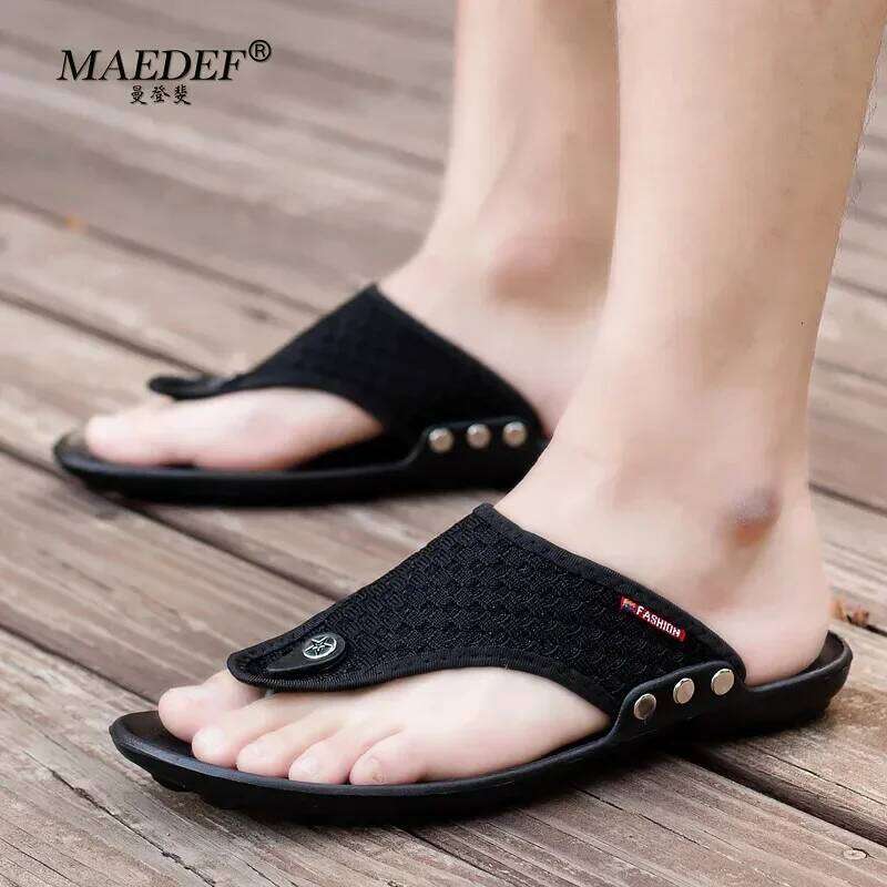 MAEDEF Flip Flops Breathable Summer Sandals Lightweight Comfortable Beach Slippers for Men Slip Quick Dry Outdoor Slides