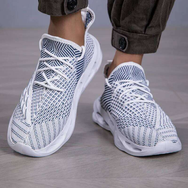 MAEDEF Lightweight Running Men Breathable Mesh Sneakers Non Slip Gym Training Shoes Walking Comfort Casual Footwear