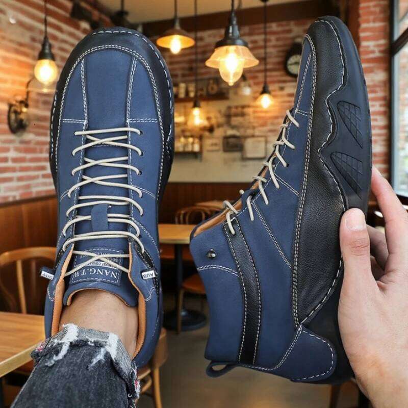 New Men's High Top Retro Classic Design Anti Slip Fashion Flat Bottom Loafers Stitched Sole Handmade Leather Driving Boots