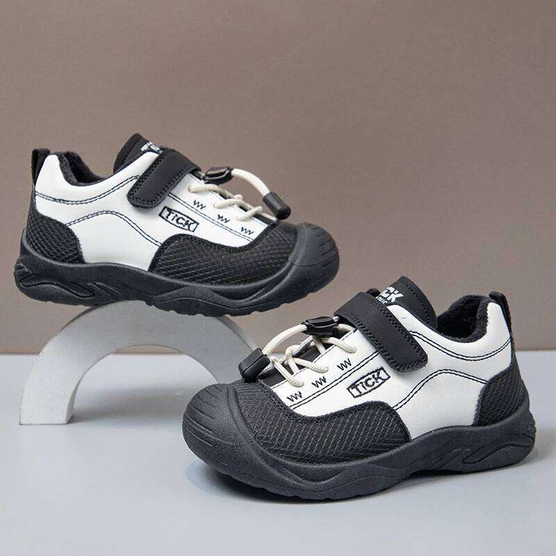 Fashion Versatile Sneakers for Boys Girls 2025 New Winter Toddler Fleece Walking Shoes Non-slip Breathable Kid Mountain Trainers 26W0224