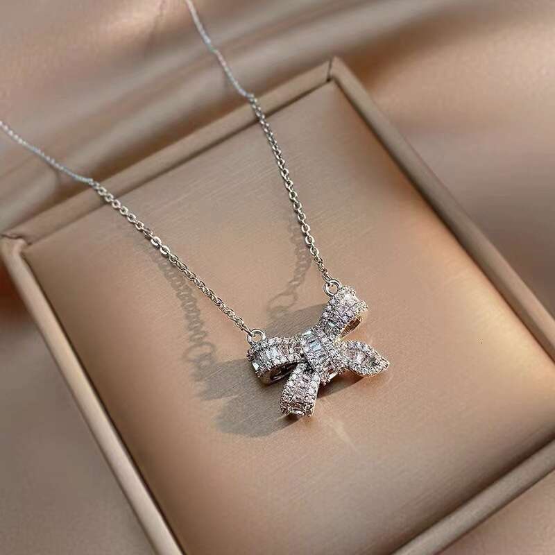 Butterfly Knot Necklace Titanium Steel Crystal Light Luxury Niche Ins Cold Style Clavicle Chain For Women