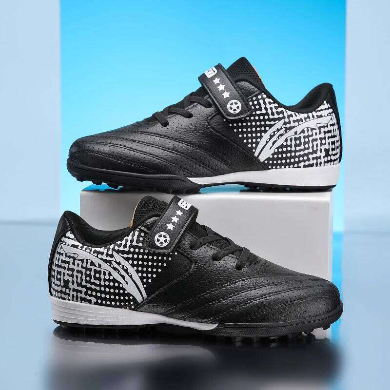 Children's cleat soccer shoes suitable for boys and girls, leather upper, waterproof, rubber non-slip sole, lightweight, Velcro 26W0224