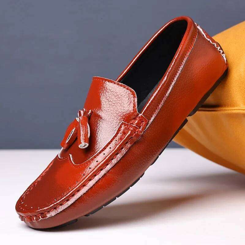 2024 Leather Men Footwear Slip on Man High Quality Wedding Party Mens Casual Shoes Breath Driving Lazy Loafers Moccasins