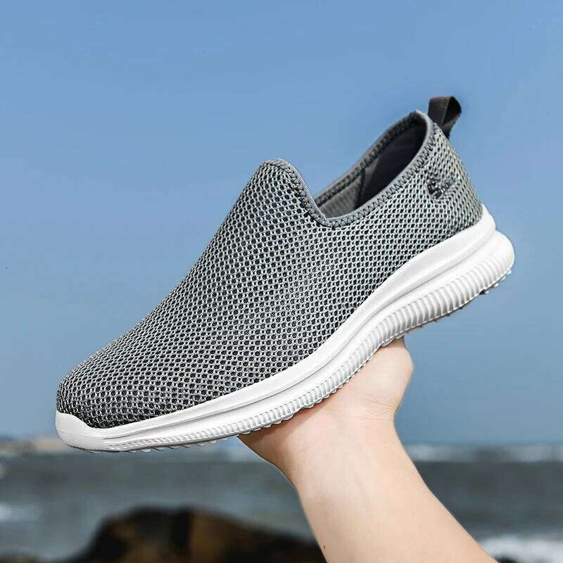 MAEDEF Men's Sneakers Breathable Unisex Casual Outdoor Non-Slip Mesh Loafers Walking Lightweight Fashion Male Tennis Shoes