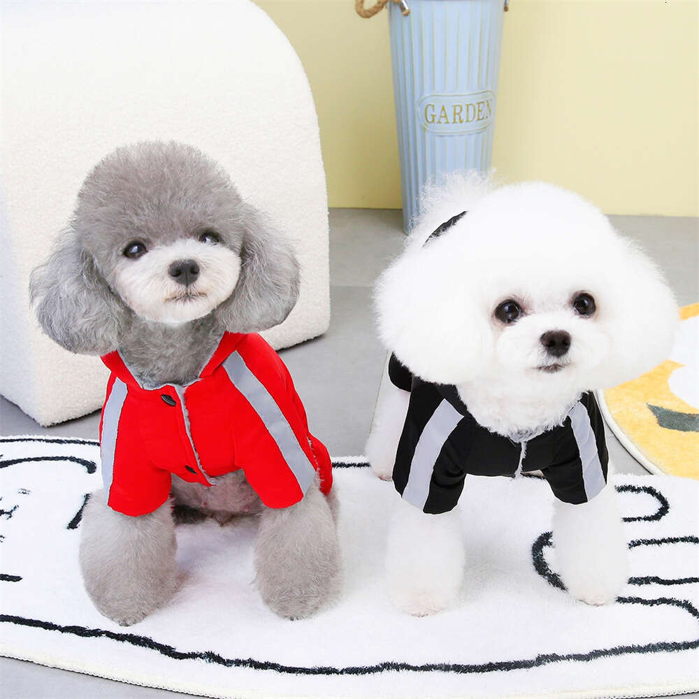 Famous brand Pet dog clothes reflective coat pet clothing new autumn and winter sports four legged cotton pupakaIK