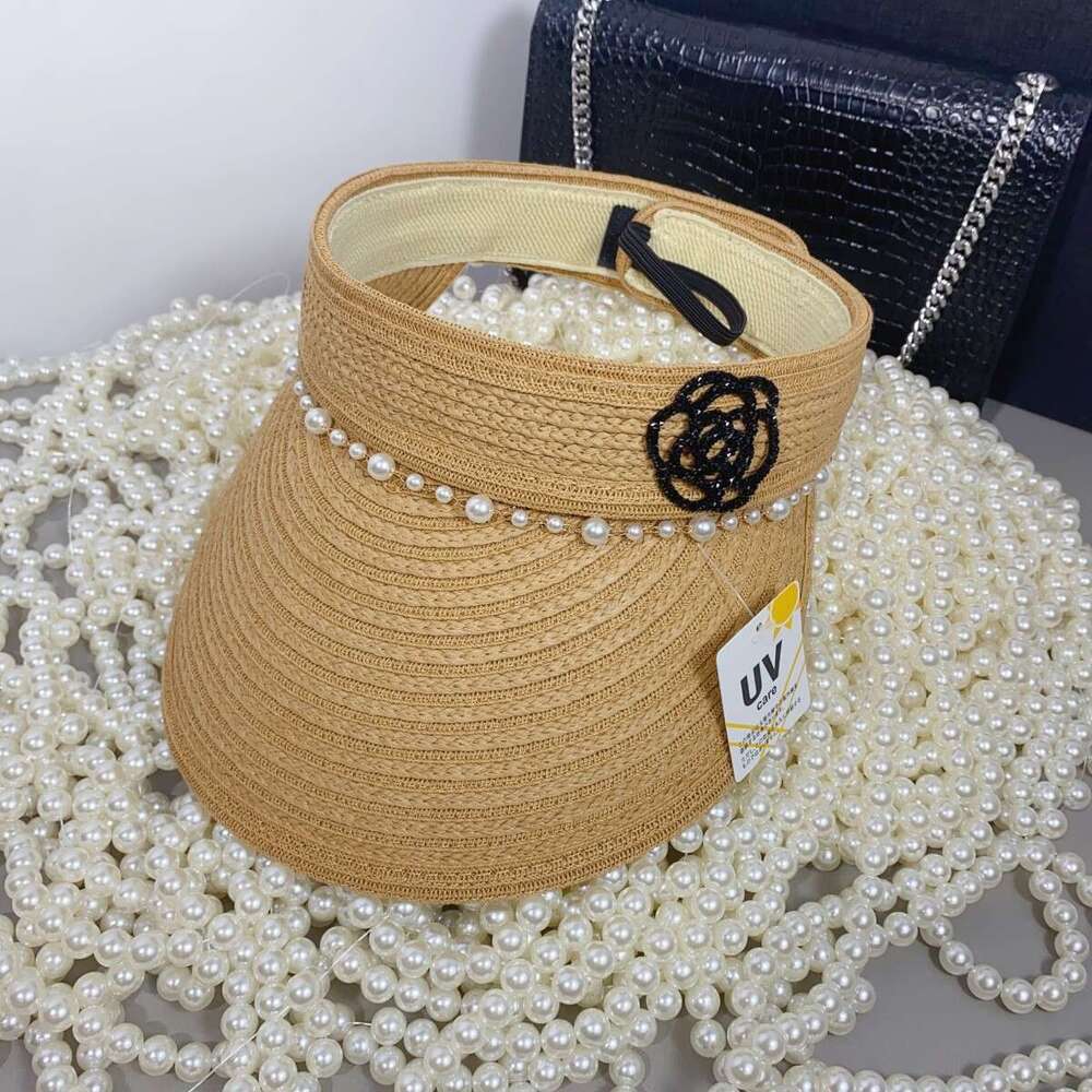 Striped straw sun hat Pearl chain decoration Suitable for daily commuting and shopping