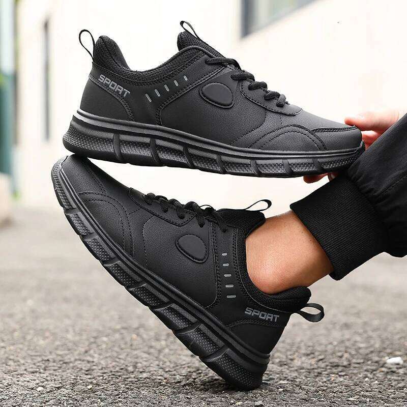 New High Quality Hiking Leather Waterproof Sneakers for Men Fashion Walking Shoes Non Slip Comfortable Outdoor Sports