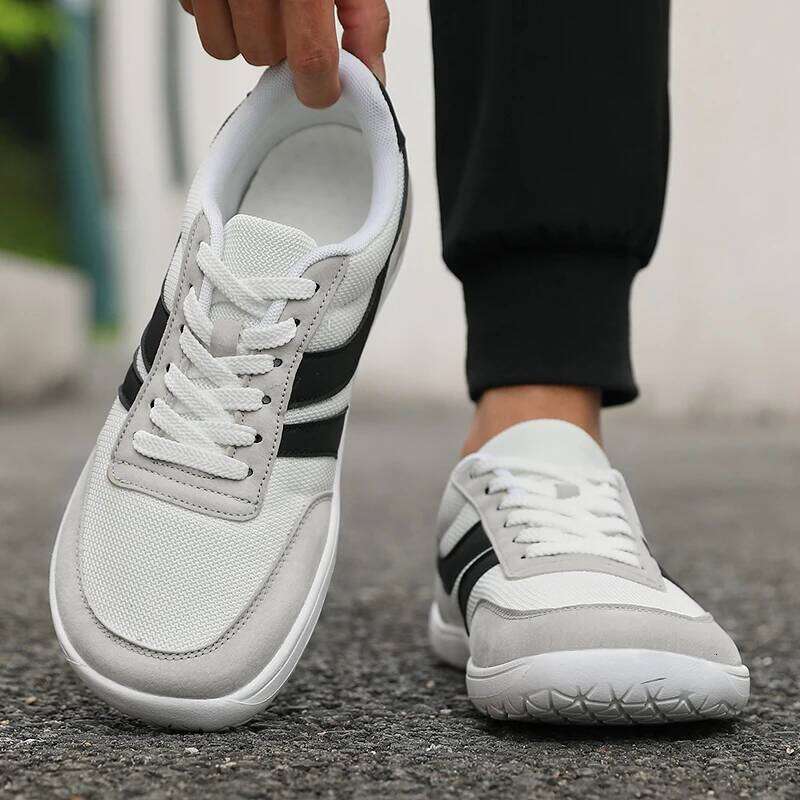 New Toe Men Casual Versatile Soft Sole Wide Last Walking Sneakers Breathable Mesh Comfortable Barefoot Shoes 26W0224