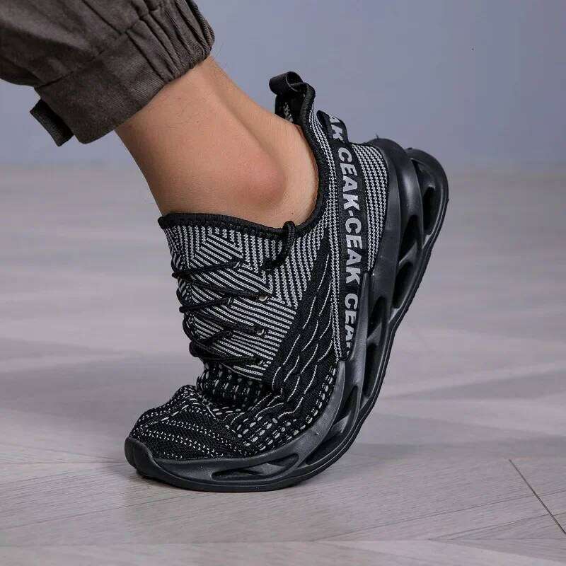 MAEDEF Running Breathable Mesh Lightweight Non Slip Sneakers for Men Walking Gym Athletic Shoes Casual Footwear