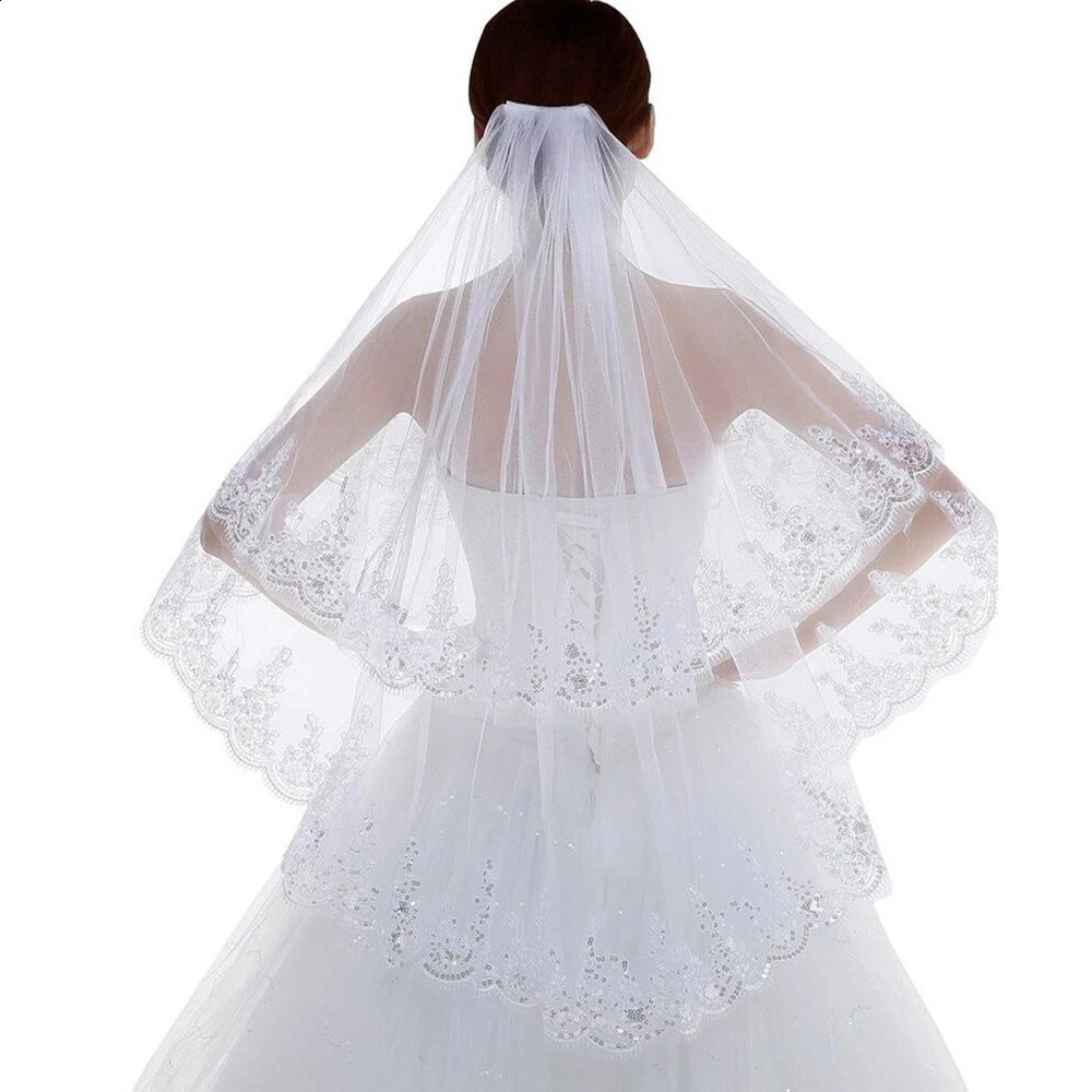 Wholesale Womens Short 2 Tier Lace Wedding Bridal Veil With Comb High Quality Appliqued Sequin Lace Edge 260208